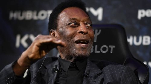 [Pelé deverá ficar internado em Paris por mais um ou dois dias, informa assessoria]