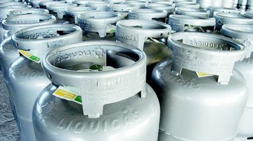 [Botijão de gás explode no Vale das Pedrinhas e três pessoas ficam feridas]