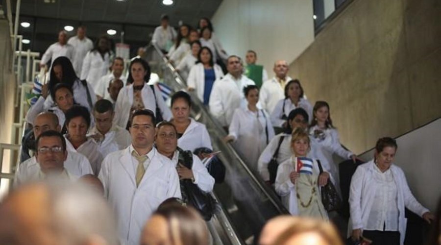 [Governo estuda rebatizar Mais Médicos de Médicos pelo Brasil]