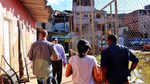 [Santa Cruz recebe visita técnica da Conder  Equipe avaliou a situação do campo do Bariri]
