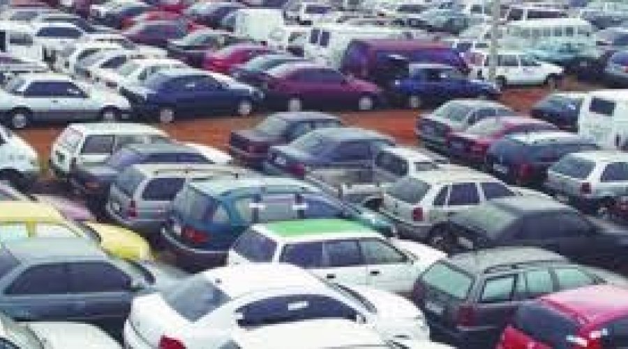 [Leilão da Transalvador terá peças e carros conservados entre R$ 200 e R$ 5,4 mil]