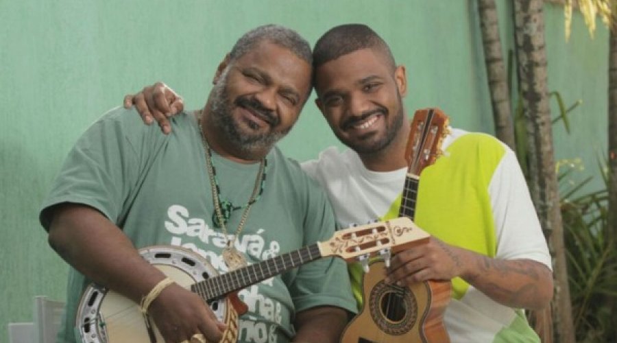 [Arlindo Cruz volta a respirar sozinho e filho doa aparelho de 7 mil reais ]