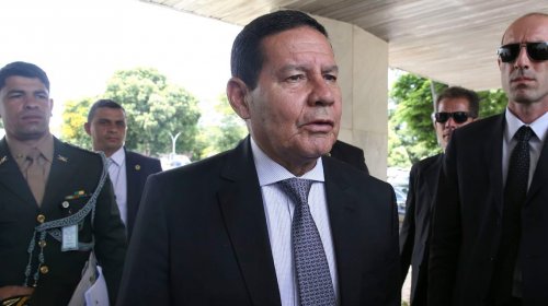 [Mourão diz não ver ‘nada de mais’ em conversas entre Moro e procuradores]