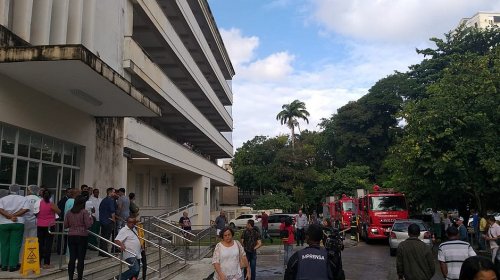 [Após incêndio hospital das clínicas faz primeiras cirurgias]