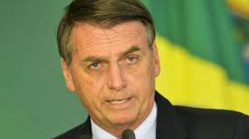 [Bolsonaro defende trabalho infantil: o presidente afirma que trabalho  não atrapalha ninguém]