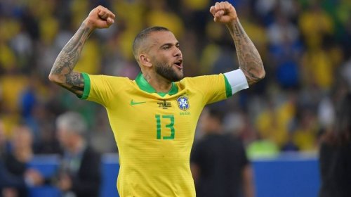 [Governo do estado homenageará Daniel Alves pela campanha na Copa América]