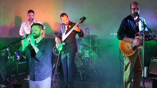 [Dia Mundial do Rock: Dobradinha agita noite de sábado (13) no 30 Segundos ]