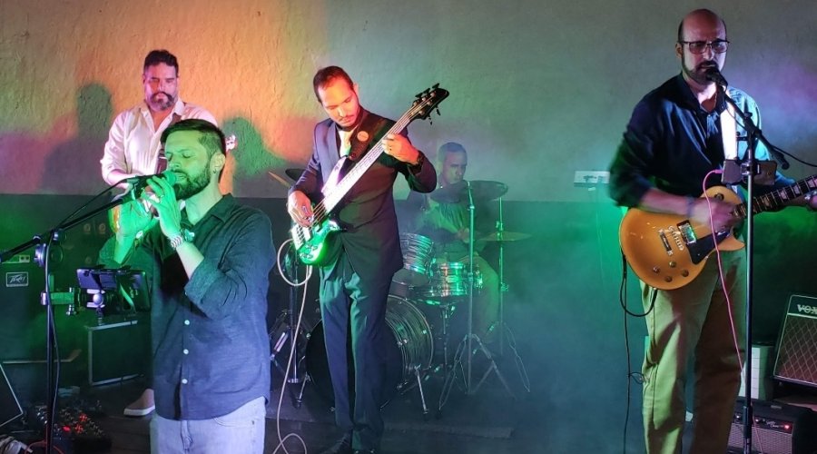 [Dia Mundial do Rock: Dobradinha agita noite de sábado (13) no 30 Segundos ]
