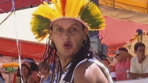 [Morre ex guitarrista do Chiclete com banana ]