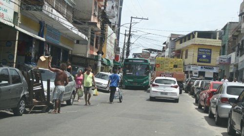 [Bairro de Pernambués recebe iluminação de led nesta terça-feira (30)]