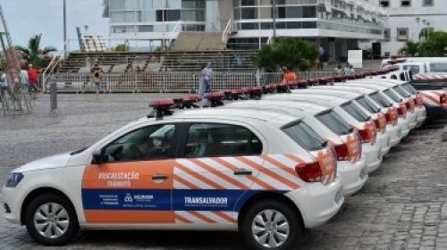 [Salvador recebe frota de automóveis e  motos  para atuar em secretárias municipais]