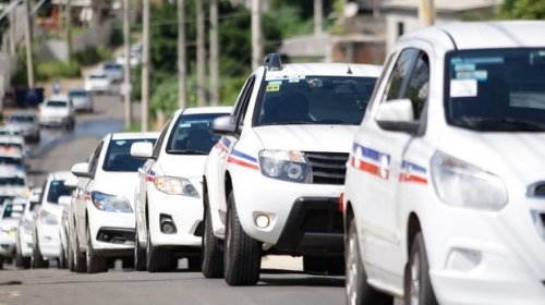 [Atenção taxistas! Vistoria anual para táxis começa nesta segunda-feira (05)]