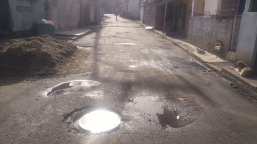 [Denúncia: Moradores de Pero Vaz reclamam da rede de esgoto]