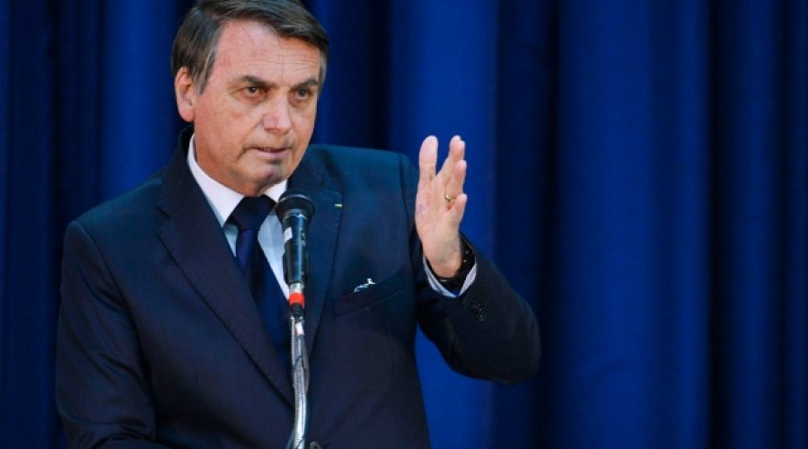 [“Um dia os trabalhadores terão de escolher entre ter direitos ou ter emprego”, declara Bolsonaro]