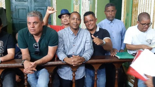 [“Queremos direitos iguais”, diz presidente Associação Geral dos Taxistas em relação ao transpo...]