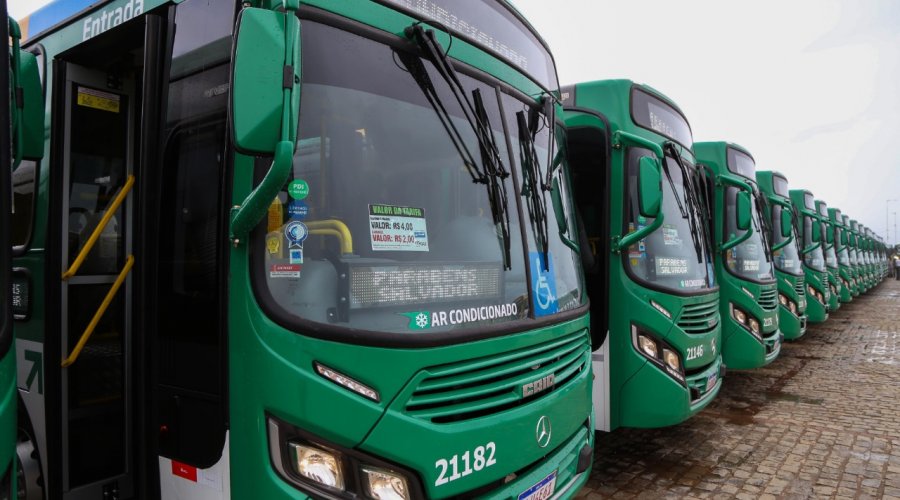 [Nova linha de ônibus com ar-condicionado começa a operar hoje ]