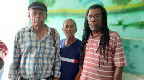 [Durante Câmara Itinerante, morador denuncia Mercado de Itapuã ]