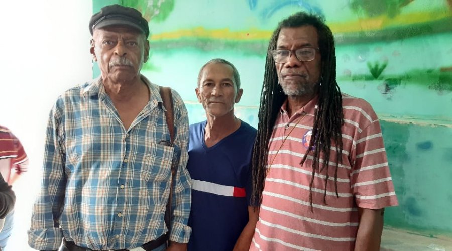 [Durante Câmara Itinerante, morador denuncia Mercado de Itapuã ]