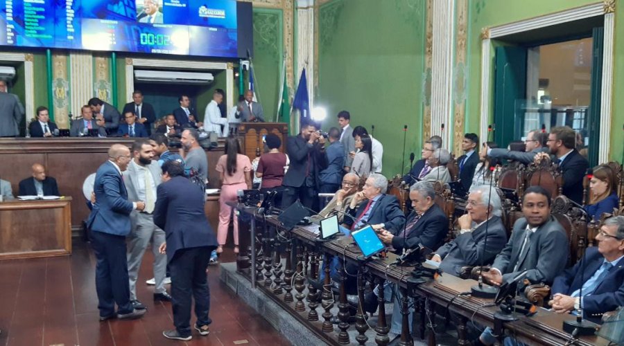 [Câmara vota e mantém veto do Executivo sobre artigo do Estatuto da Igualdade Racial]