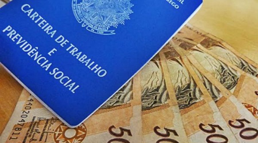 [Governo reduz de R$ 1.040 para R$ 1.039 previsão para o salário mínimo em 2020]