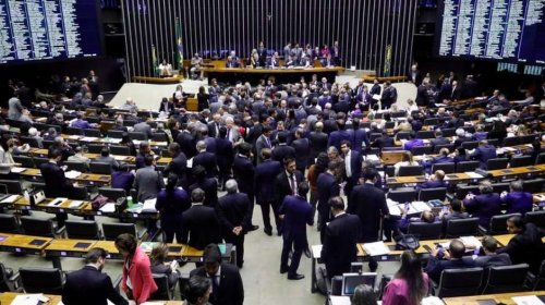 [Deputado é expulso do PSB por votar a favor da reforma da Previdência; mais 9 foram punidos]