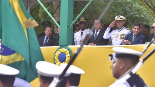 [“O Brasil precisa viver um novo momento, de retomada, de crescimento, de geração de emprego e...]