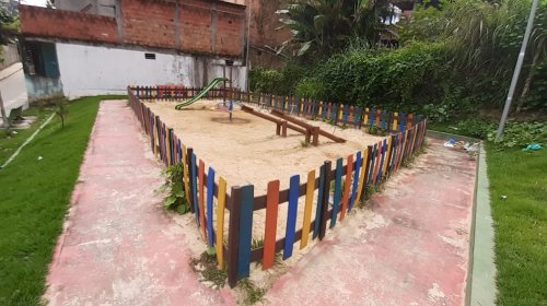 [Nova Constituinte recebe mais um equipamentos de lazer e convivência: a Praça Nelson Mandela]