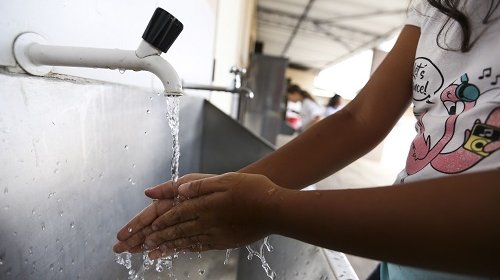 [Embasa interrompe abastecimento de água em mais de 20 bairros, em Salvador; veja lista]