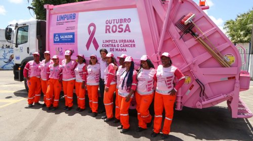 [Outubro rosa: Limpurb adere à campanha e personaliza compactadores]