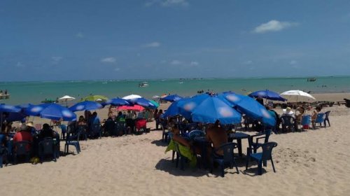 [Saiba quais praias estão impróprias para banho neste domingo (13)]