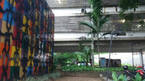 [Ufba fica sem luz após roubo de cabos]