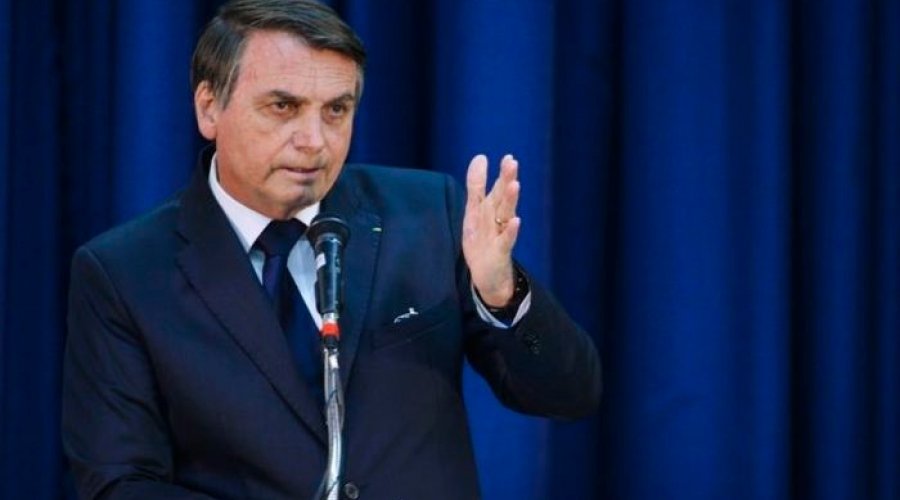 [Bolsonaro aciona a AGU para processar o líder do PSL na Câmara]