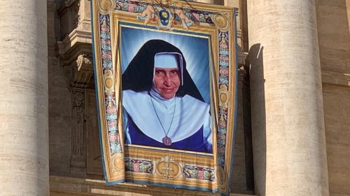 [Programação: Celebração pela canonização de Irmã Dulce acontece hoje]