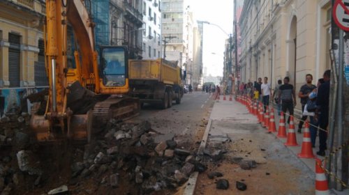 [Rua Chile passa por requalificação; tráfego é modificado]