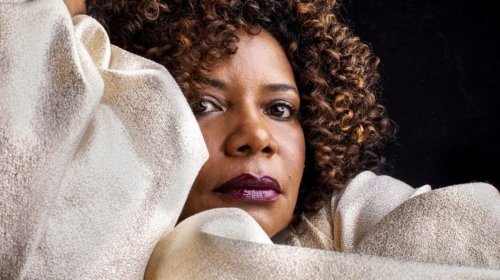 [Margareth Menezes lança 'Autêntica' em show no Mercado Iaô]