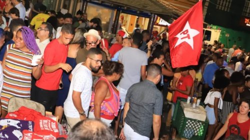 [Em homenagem a Lula, PT baiano organiza comemoração no Rio Vermelho]