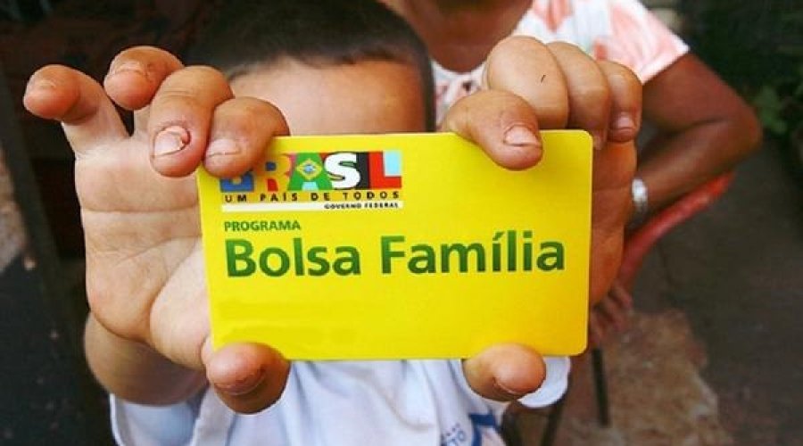 [Bolsa Família inicia novo ciclo de pagamentos; confira data e valor do Décimo Terceiro]