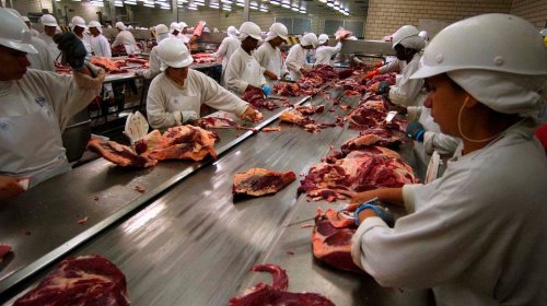 [MAIS AUMENTO: carne fica mais cara no Brasil]