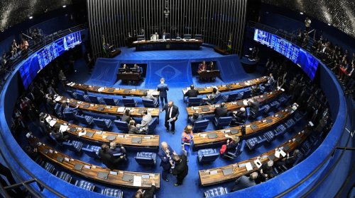 [Propostas de Bolsonaro sofrem rejeição em consulta do Senado]