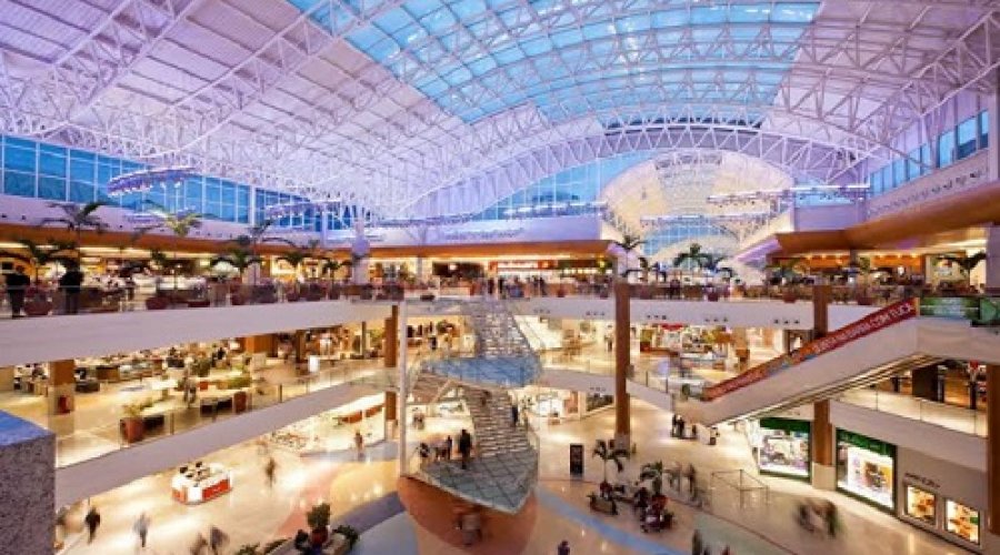[Black Friday: Shoppings abrem mais cedo em Salvador, confira]