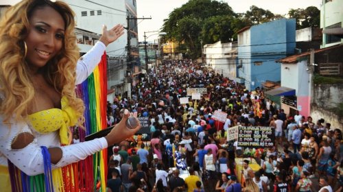 [A marginalização das transexuais provocada pela homofobia]