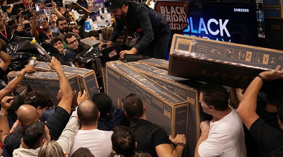 [Varejo contabiliza venda recorde com Black Friday]