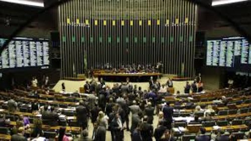 [Congresso aprova Plano Plurianual para 2020-2023]