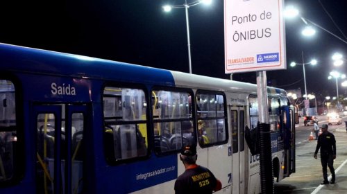 [Festival Virada Salvador terá linha especial de ônibus para a estação Pituaçu]