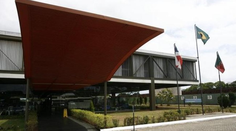 [TRE-BA suspende atendimento a partir desta sexta (20)]