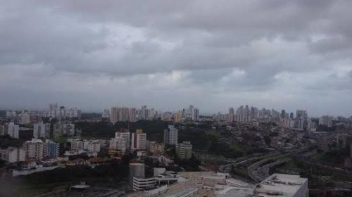 [Confira previsão do tempo para o feriadão de Natal]