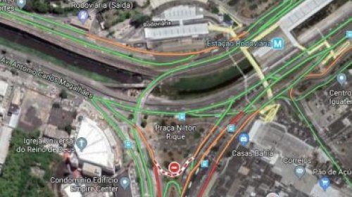 [Trânsito flui normalmente na saída da Rodoviária e no Terminal de São Joaquim]