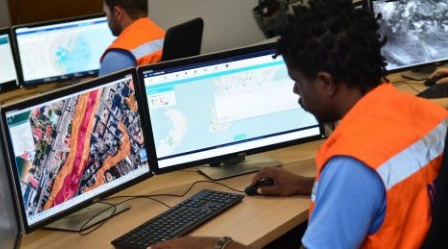 [Bairro do Calabetão registra maior volume de chuvas nas últimas 24h em Salvador]