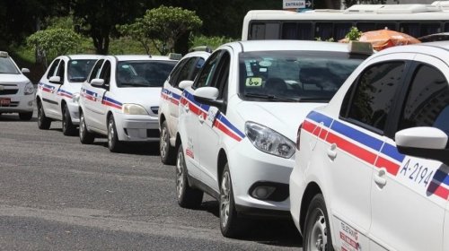 [Taxistas de Salvador rejeitam reajuste de tarifa pelo quarto ano consecutivo]
