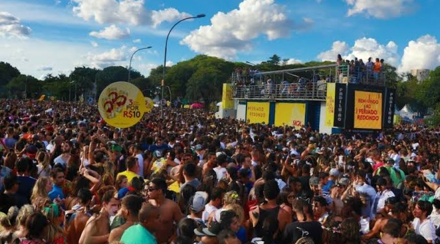 [Ambev fecha com a Prefeitura, e Skol continua como a cerveja oficial do carnaval]